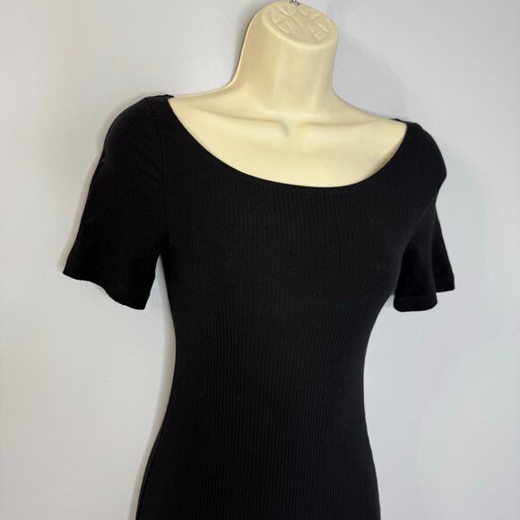 Reformation  Black Ribbed Knit Scoop Neck Short Sleeve Dress Sz S - Picture 2 of 11